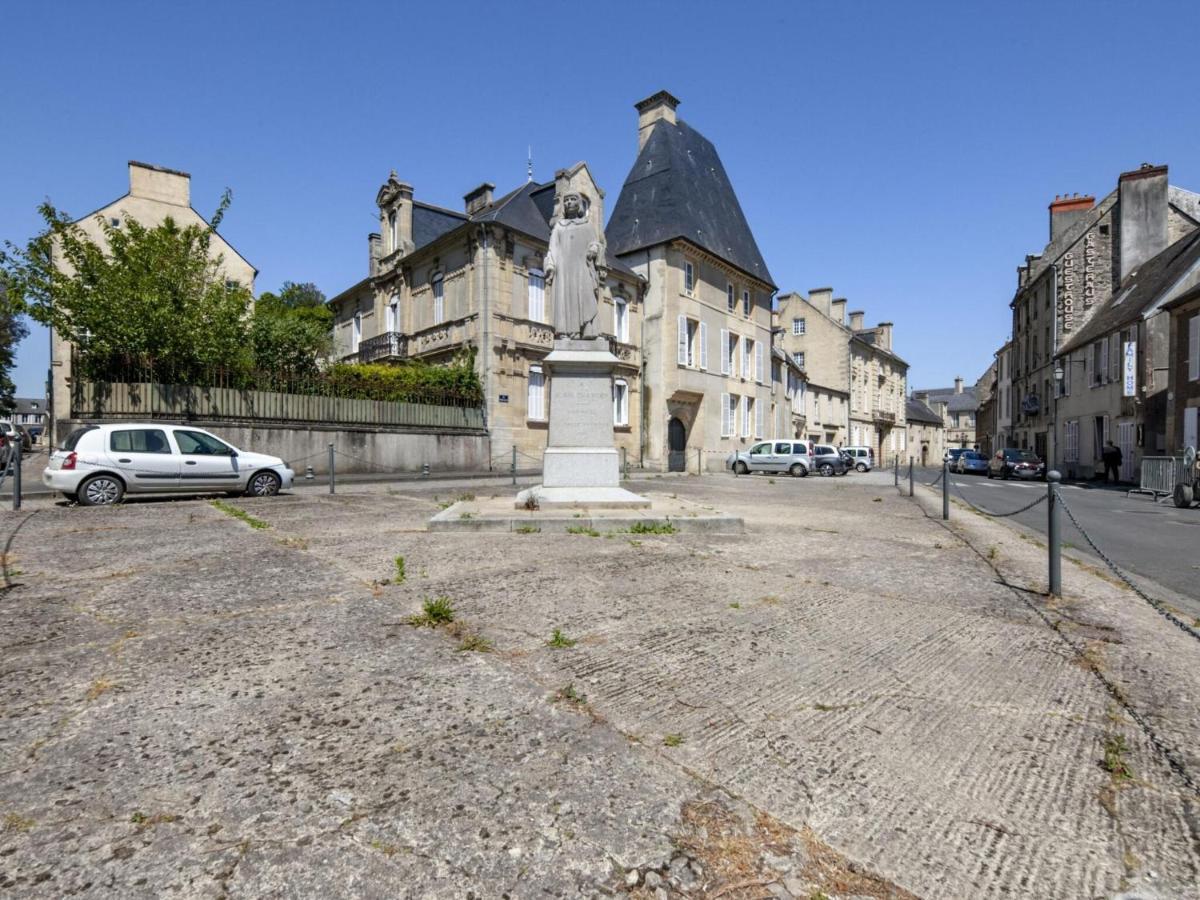 Heritage Apartment In Bayeux Near Museum Of Art Bagian luar foto