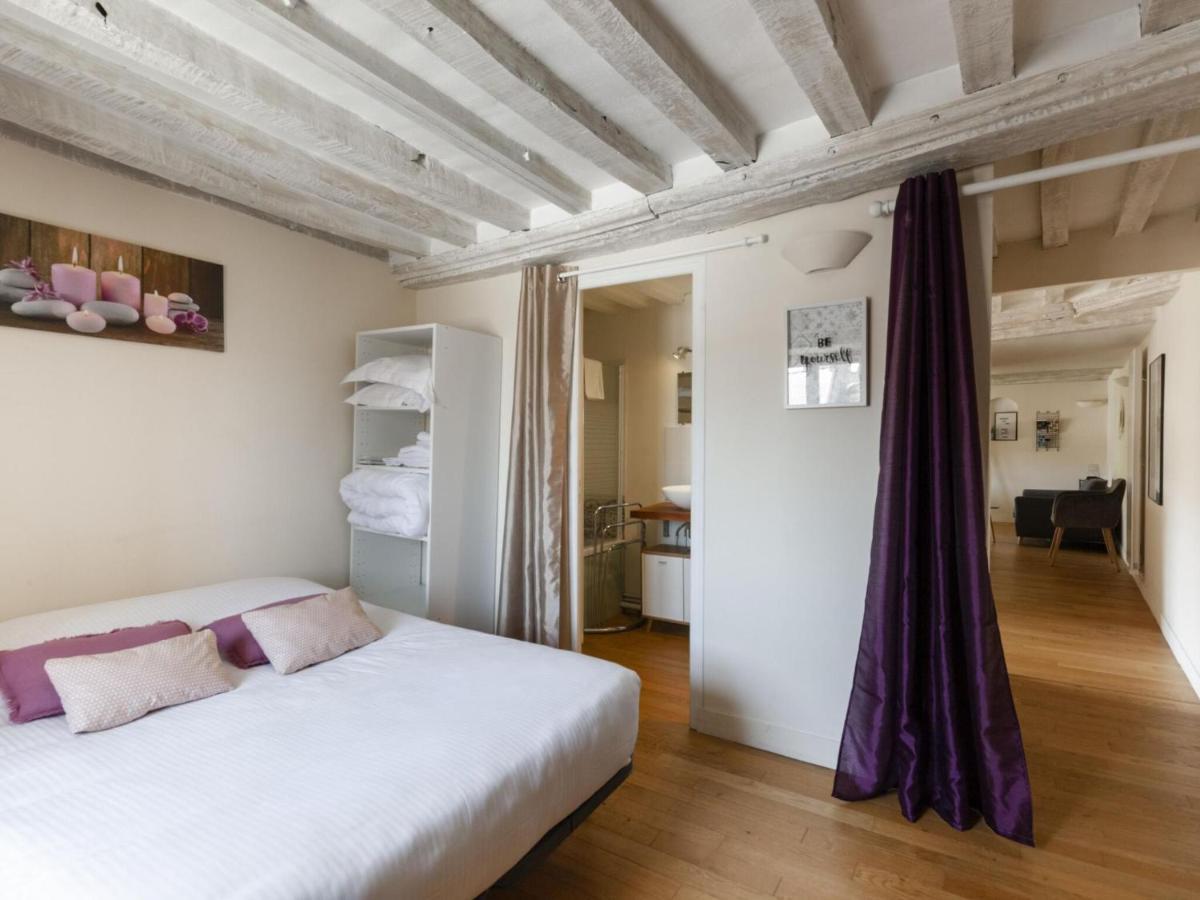 Heritage Apartment In Bayeux Near Museum Of Art Ruang foto