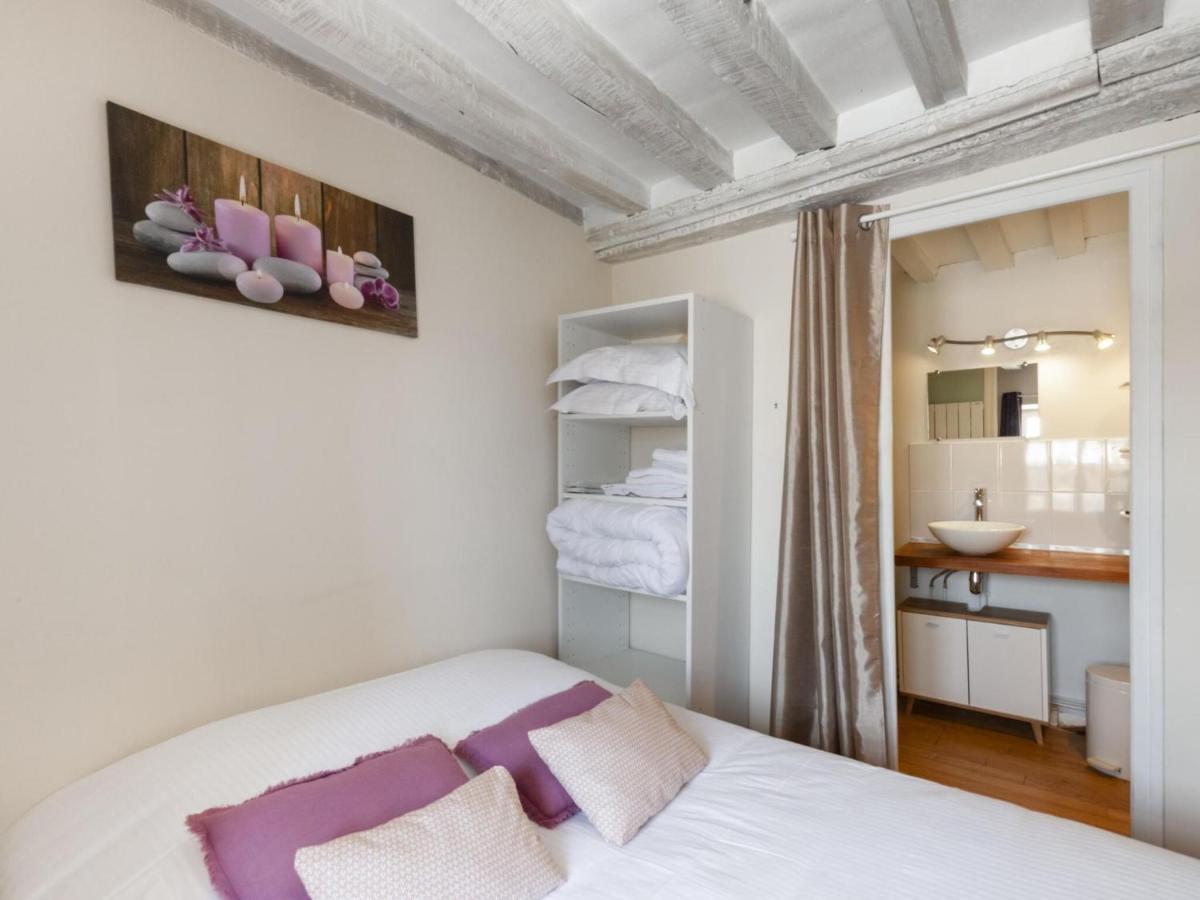 Heritage Apartment In Bayeux Near Museum Of Art Ruang foto